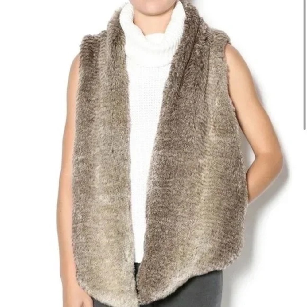 Tart Collections Faux Fur Vest Size S